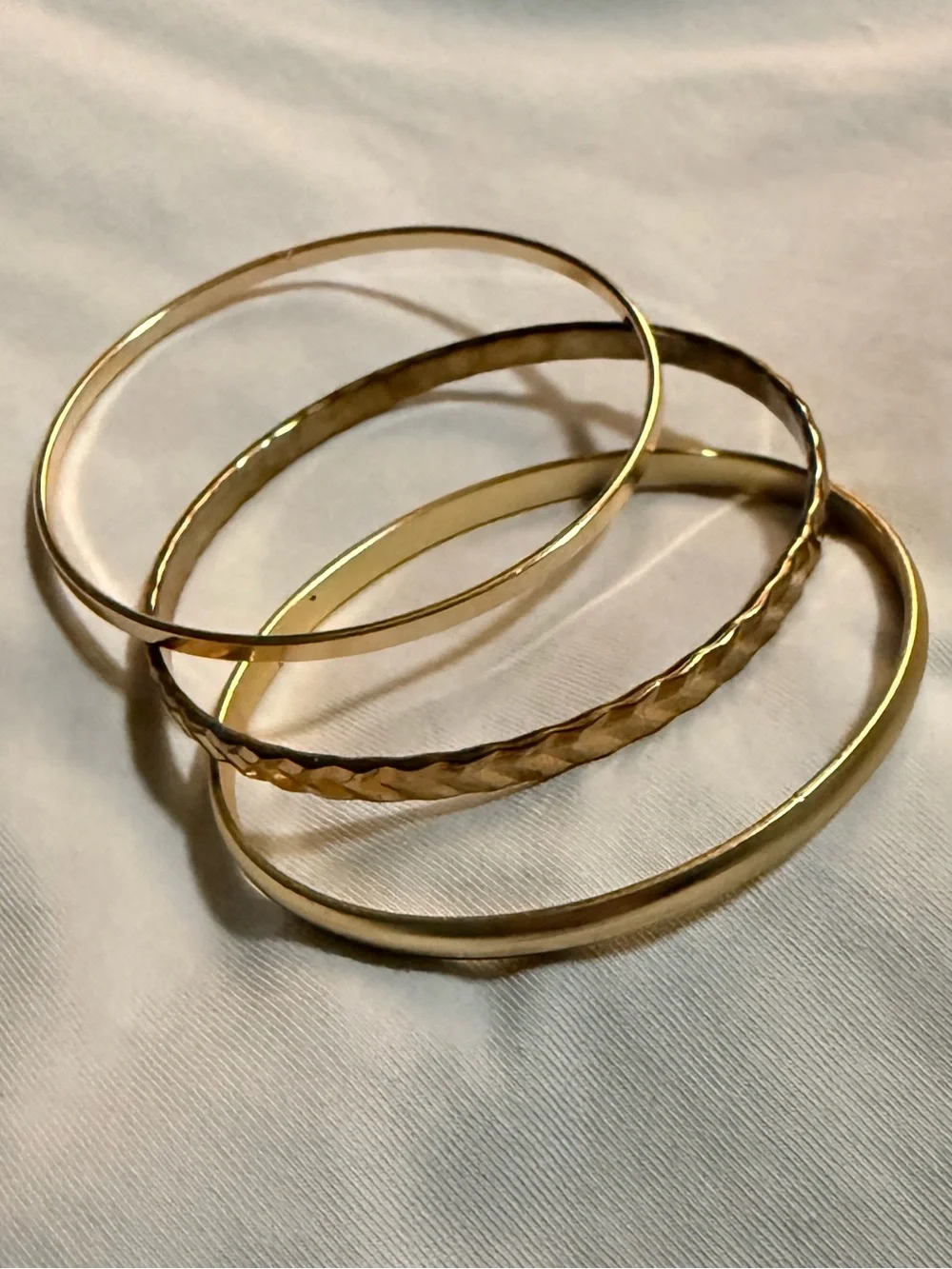 Lot of 3 Gold Tone Bangle Bracelet Set